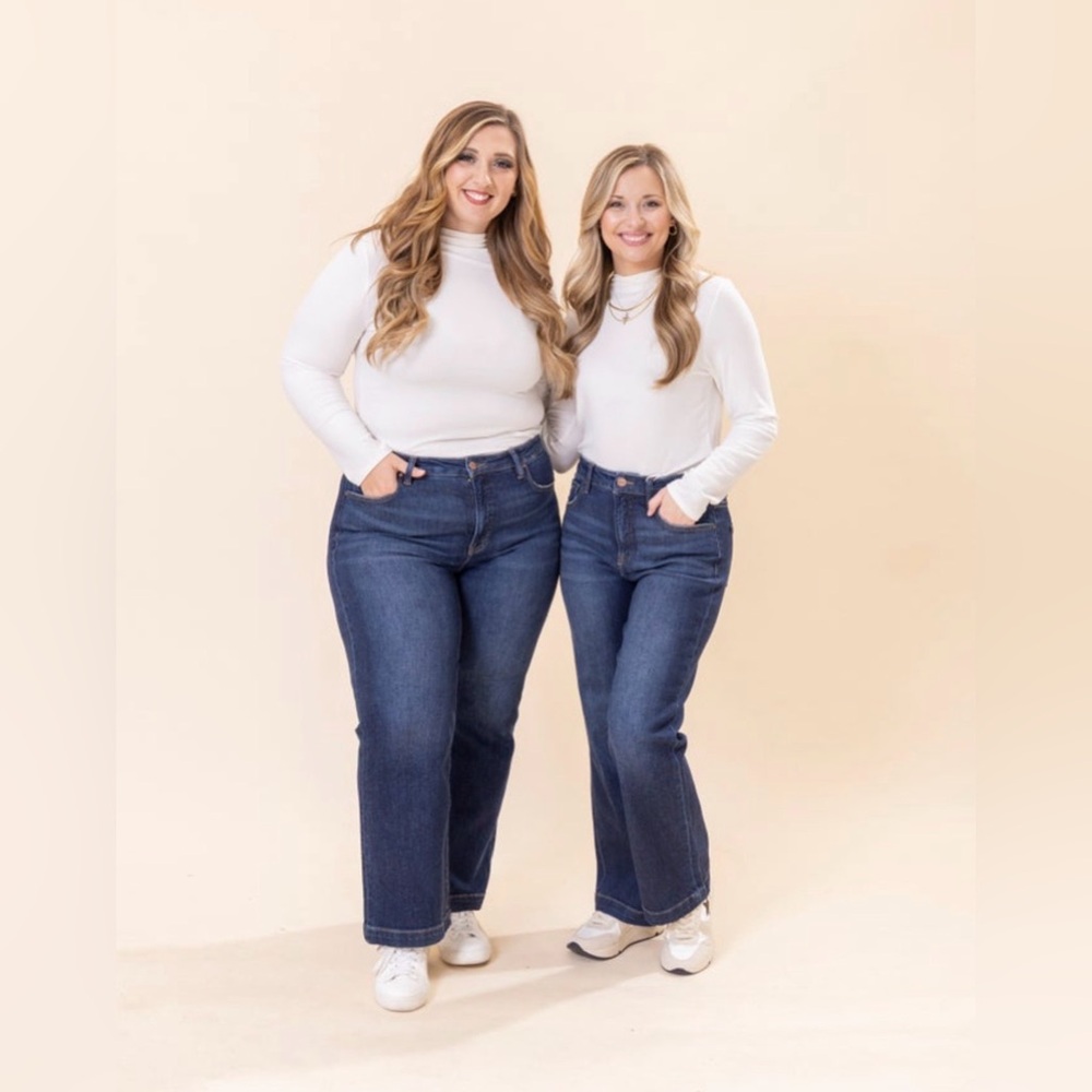 Risen Tummy Control High Rise Crop Wide Leg, NEW, Size 7